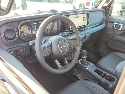 New 2026 Jeep Wrangler Unlimited Rubicon w/ Technology Group image 3