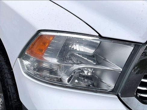 Used 2016 RAM 1500 Big Horn AWD/4WD image 32