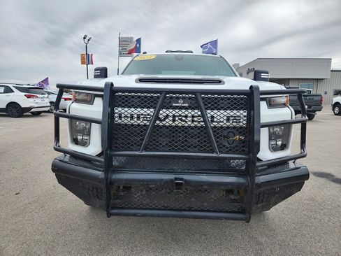 Used 2023 Chevrolet Silverado 2500 Custom w/ Custom Convenience Package image 8