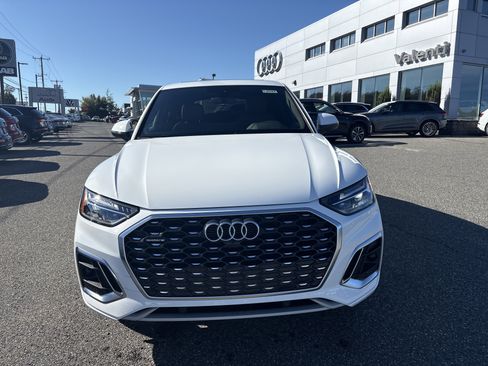 Certified 2025 Audi Q5 2.0T Premium image 2