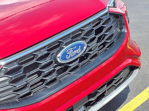 Certified 2024 Ford Escape ST-Line w/ Tech Pack #1 AWD/4WD image 30
