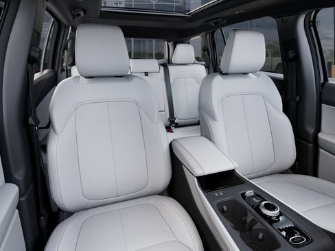 New 2026 Jeep Cherokee Limited AWD/4WD image 16