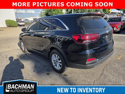 Used 2020 Kia Sorento FWD V6 image 5