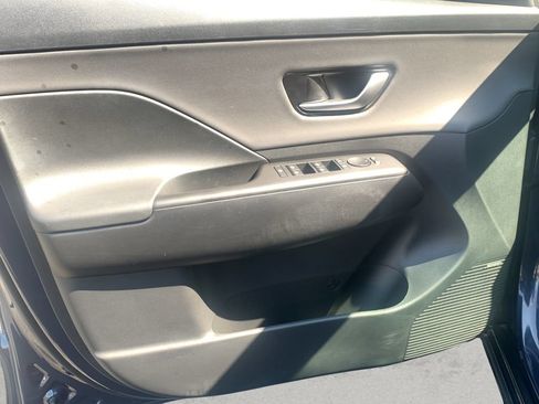 Certified 2024 Hyundai Kona Limited FWD image 16