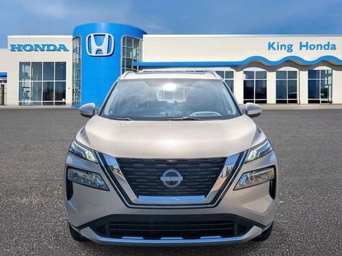 Used 2023 Nissan Rogue Platinum w/ Platinum Premium Package FWD image 2