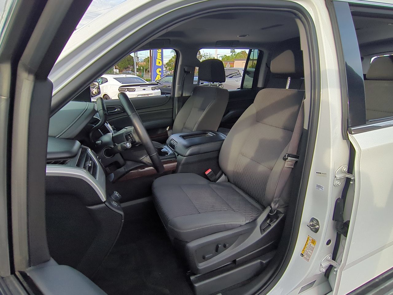 Used 2016 GMC Yukon XL SLE RWD image 18