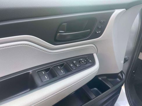 Certified 2023 Honda Odyssey EX-L image 19