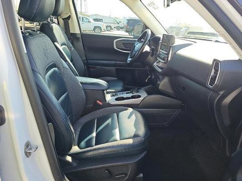 Used 2024 Ford Bronco Sport Outer Banks w/ Tech Package image 6