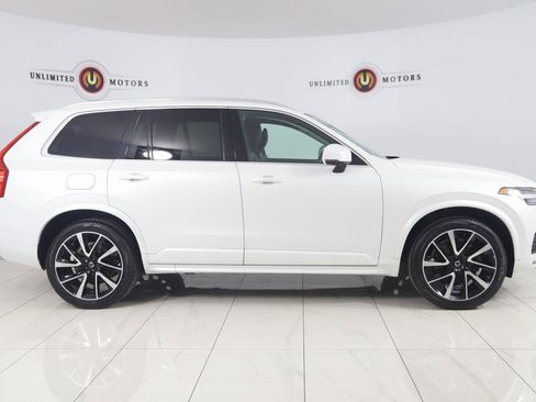 Used 2020 Volvo XC90 T6 Momentum w/ Protection Package Premier image 2