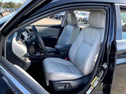 Used 2014 Toyota Avalon XLE Premium image 7