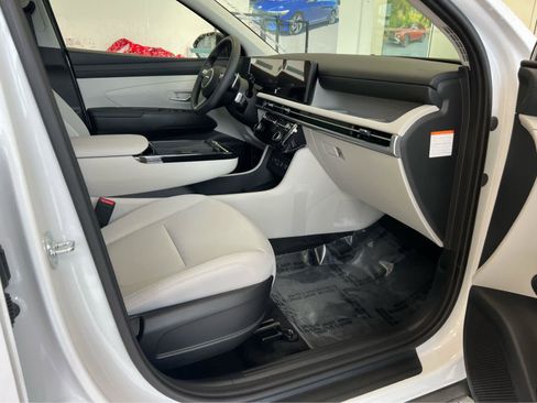 New 2026 Hyundai Tucson Blue SE AWD/4WD image 19