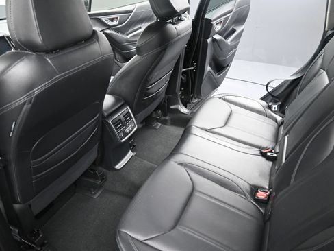Used 2023 Subaru Forester Touring AWD/4WD image 14