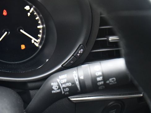 Used 2024 MAZDA MAZDA3 s image 35