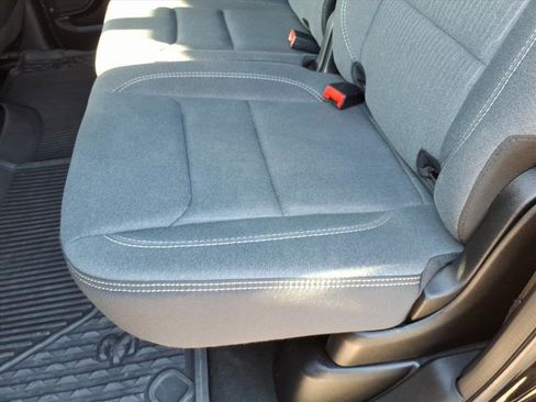Used 2022 RAM 1500 Big Horn AWD/4WD image 22