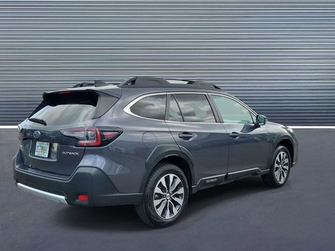 Used 2024 Subaru Outback Limited AWD/4WD image 3
