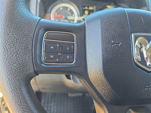 Used 2016 RAM 2500 Tradesman w/ Chrome Appearance Group image 17