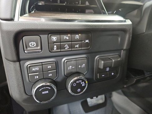 New 2025 Chevrolet Tahoe LS w/ LPO, Dark Essentials Package image 19