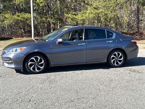 Used 2016 Honda Accord EX-L image 1