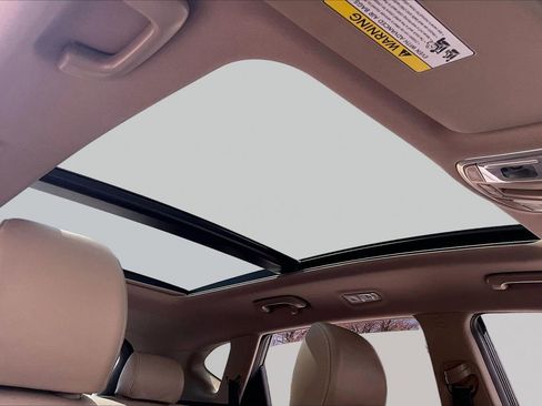 Used 2020 Hyundai Tucson Ultimate w/ Cargo Package image 16