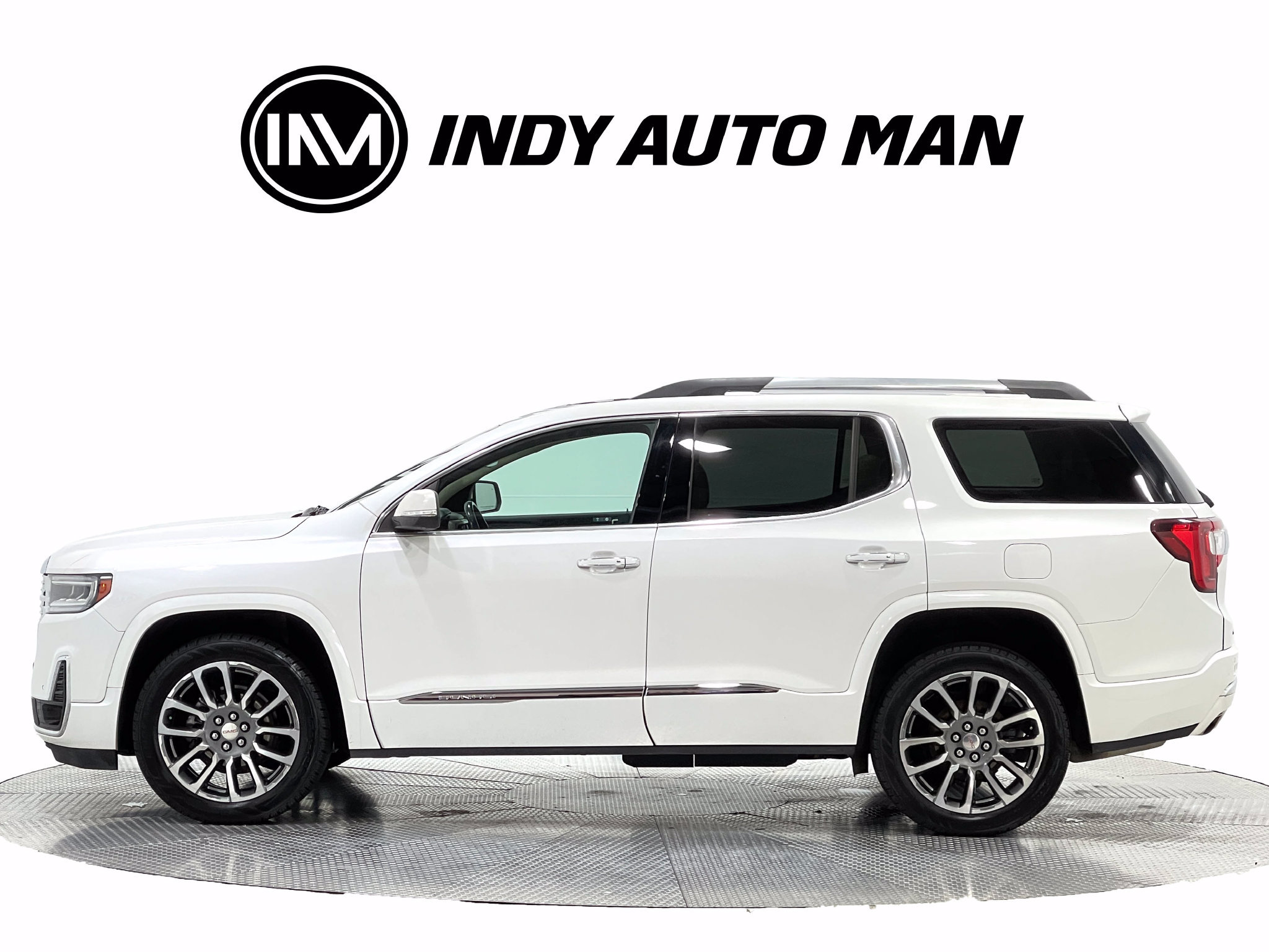 Used 2021 GMC Acadia Denali w/ Denali Technology Package FWD image 7
