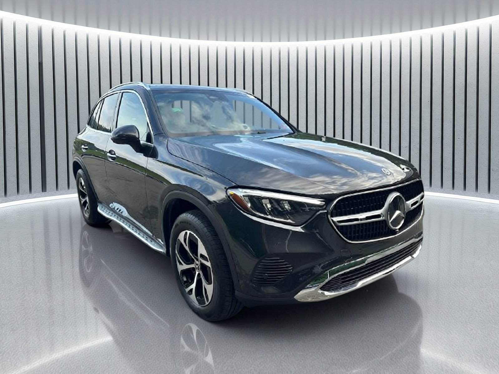 Certified 2026 Mercedes-Benz GLC 350e 4MATIC image 7