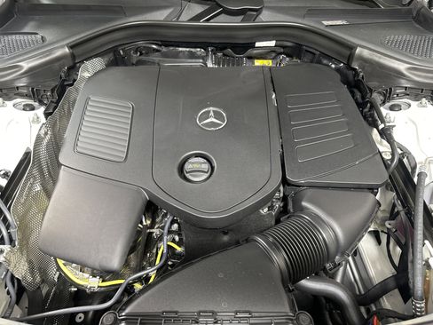 Used 2026 Mercedes-Benz GLC 300 4MATIC image 24
