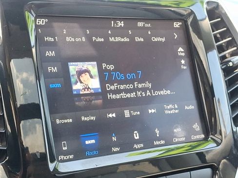 Used 2019 Jeep Cherokee Limited w/ Technology Group image 18