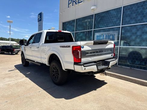 Used 2022 Ford F350 Platinum w/ Tremor Off-Road Package AWD/4WD image 5