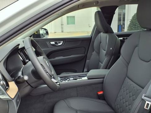 New 2026 Volvo XC60 B5 Plus w/ Protection Package Premier image 14