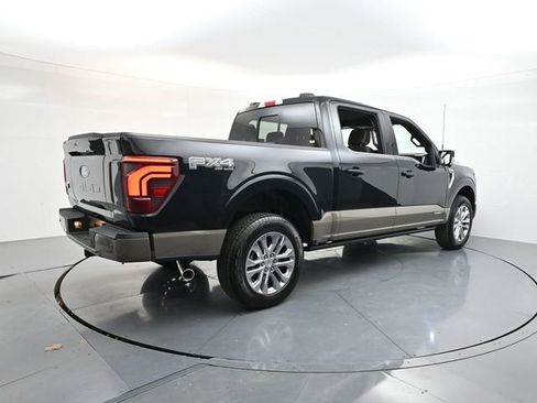 New 2026 Ford F250 Platinum AWD/4WD image 7