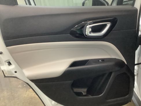 Used 2023 Jeep Compass Limited AWD/4WD image 21