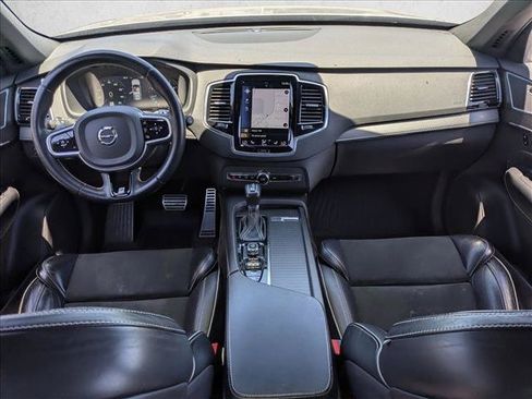 Used 2018 Volvo XC90 T5 R-Design w/ Convenience Package AWD/4WD image 14