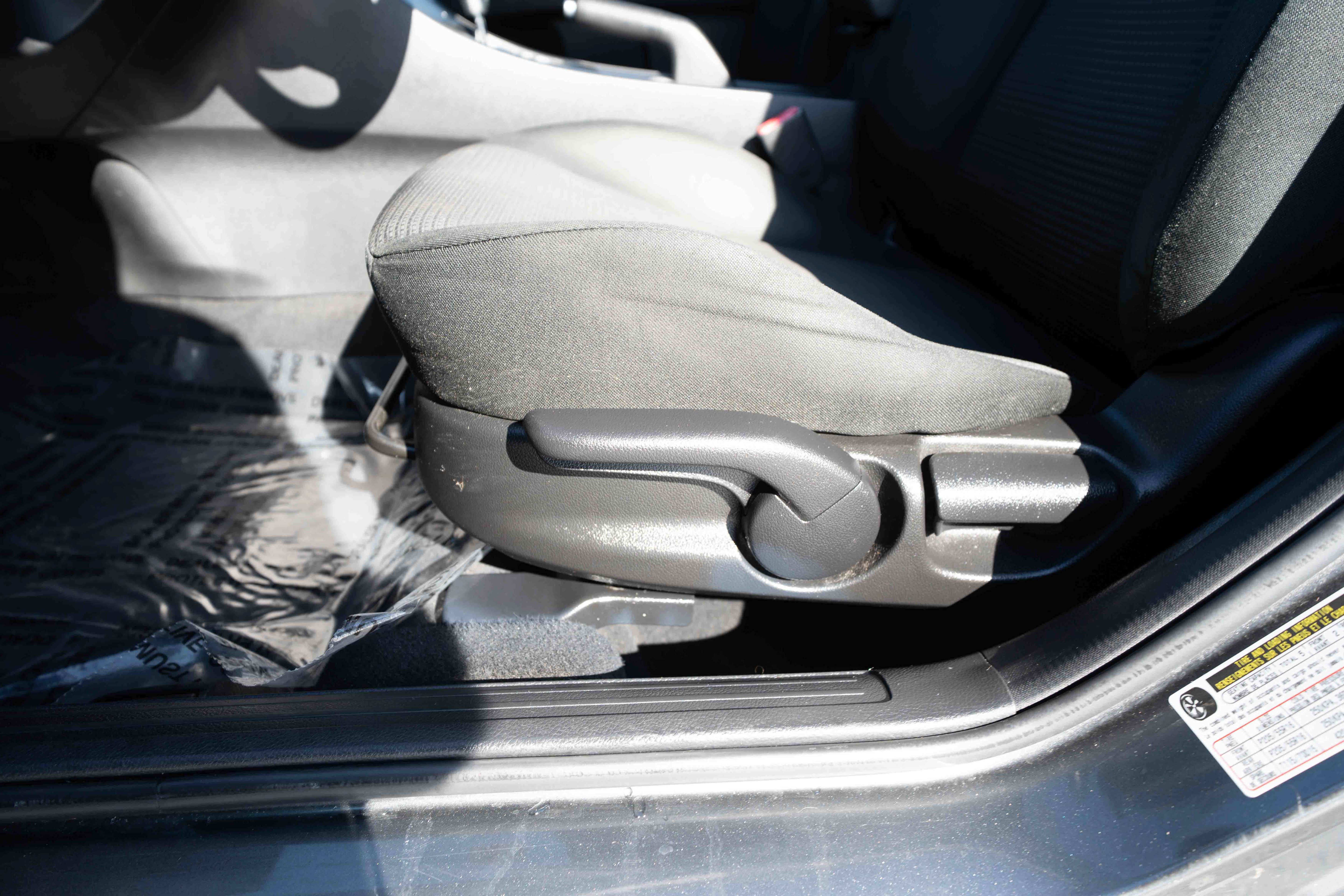 Used 2012 MAZDA MAZDA3 i Touring FWD image 12