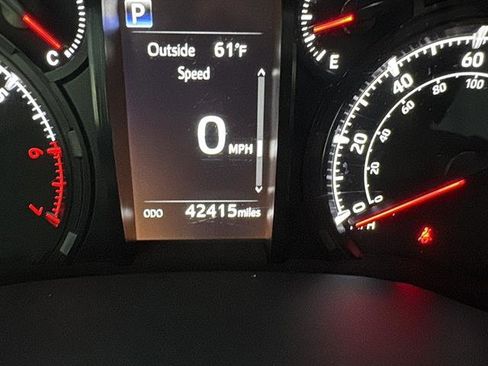 Used 2022 Toyota 4Runner SR5 Premium w/ Moonroof Package image 21