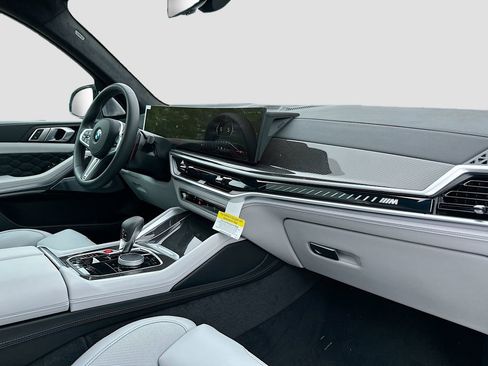 New 2026 BMW X5 M Competition w/ Executive Package AWD/4WD image 31
