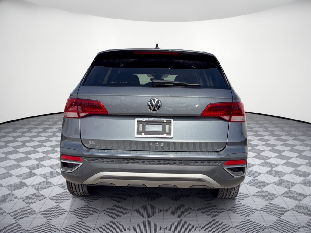 Used 2023 Volkswagen Taos SE w/ Panoramic Sunroof Package FWD image 11