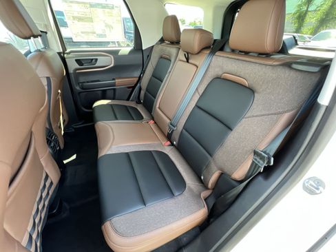 New 2025 Ford Bronco Sport Outer Banks AWD/4WD image 31