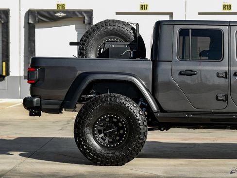 Used 2020 Jeep Gladiator Rubicon image 18