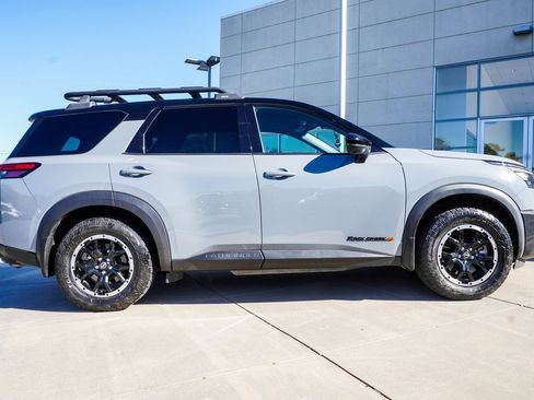Used 2023 Nissan Pathfinder Rock Creek image 8