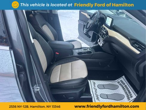 Used 2022 Ford Escape Titanium w/ Titanium Elite Package image 53