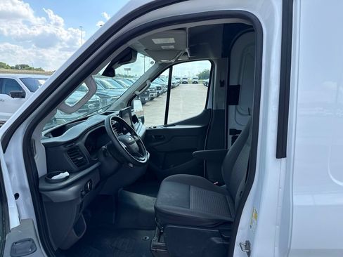 Used 2023 Ford Transit 250 Medium Roof RWD image 18