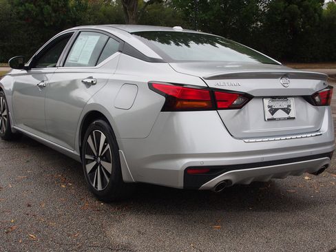 Used 2022 Nissan Altima 2.5 SL image 5