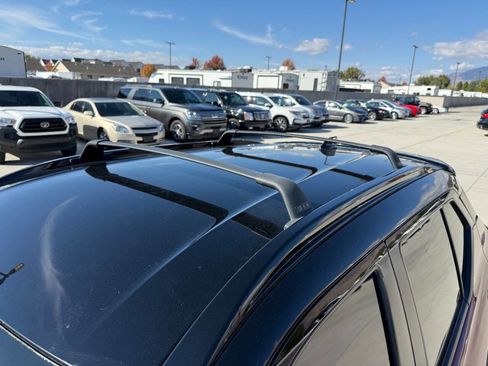 Used 2022 Nissan Kicks SR w/ Interior Electronics Package image 9