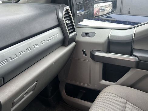 Used 2021 Ford F250 XLT w/ Tremor Off-Road Package image 19