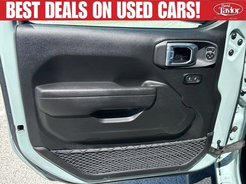 Used 2023 Jeep Wrangler Sport AWD/4WD image 18