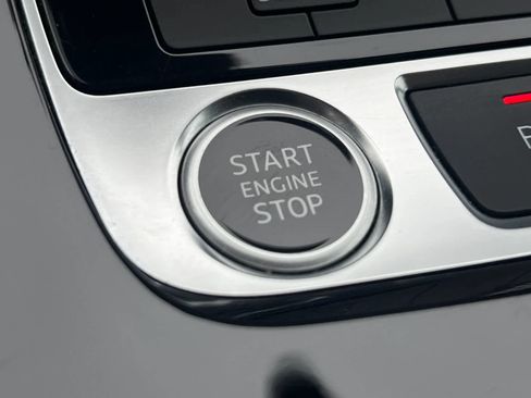 Used 2023 Audi Q7 Premium Plus w/ Premium Plus Package image 24