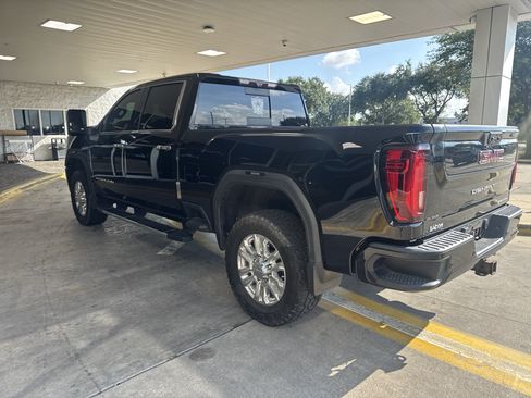 Used 2020 GMC Sierra 2500 Denali w/ Denali Ultimate Package AWD/4WD image 10