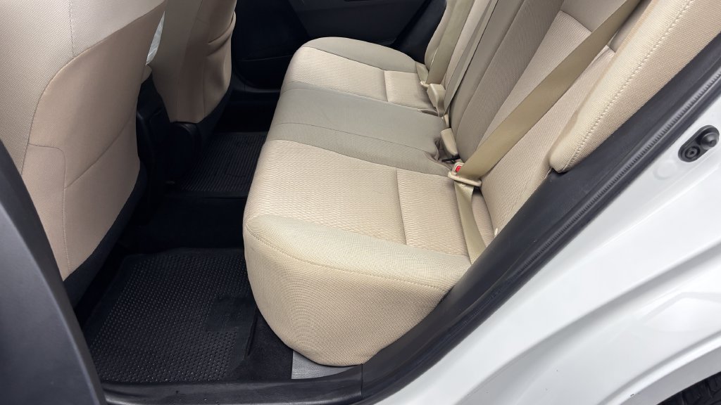 Used 2014 Toyota Corolla LE FWD image 25