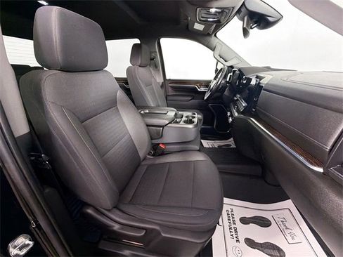 Used 2022 GMC Sierra 1500 Elevation image 25