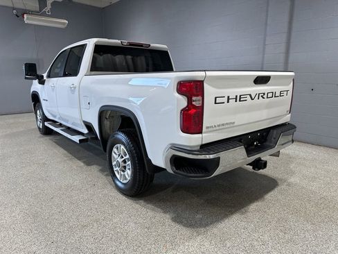 Used 2024 Chevrolet Silverado 2500 LT w/ Convenience Package AWD/4WD image 6